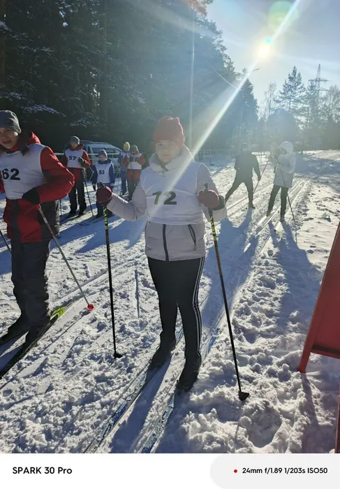 photo_5215430490809111573_y